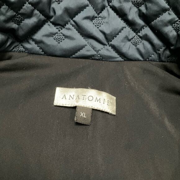 Anatomie Quilted Blue and Black Vest with Stretchy Sides Size XL - Picture 8 of 9